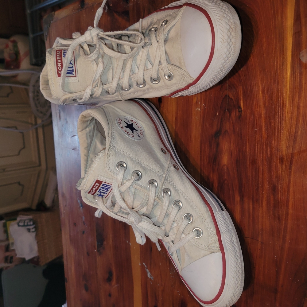 Converse All Star White and Red High-Tops